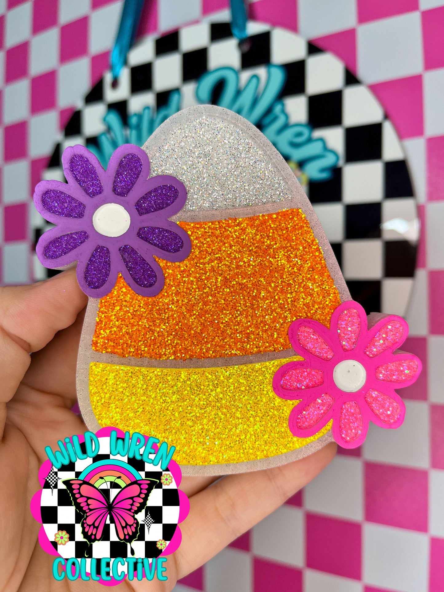 Cowpoke kisses - Floral candy corn