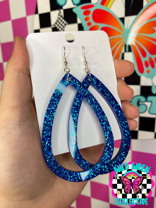 Kellin hollow earrings